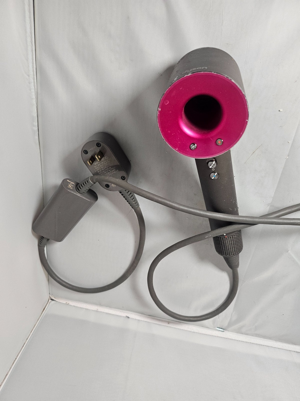 Dyson Supersonic Hair Dryer With Three Attachments. Gray And Fuscha